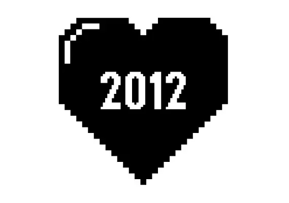 Schwarzes Pixel Herz mit 2012 Inschrift