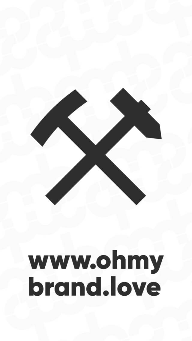 Hammer Motiv auf weißem Hintergrund mit Domain vom omb Shop darunter.